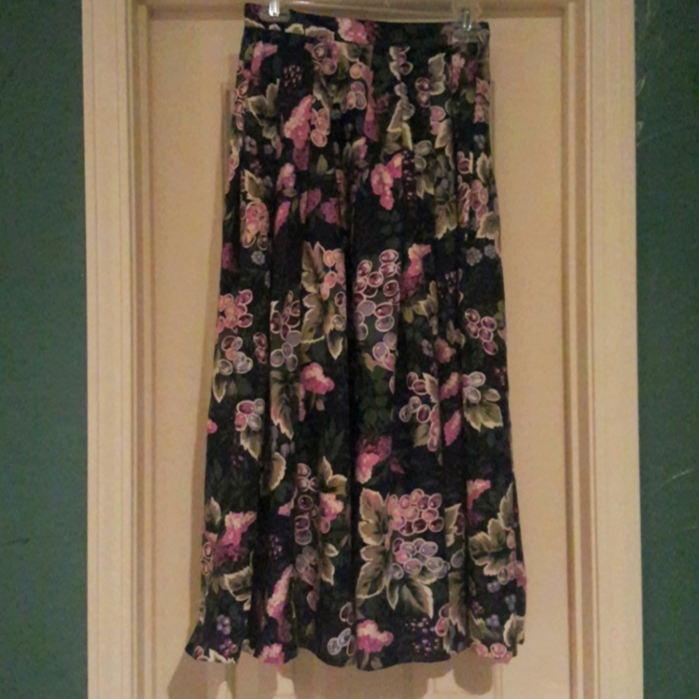Floral Vintage Skirt, Size 8, EUC